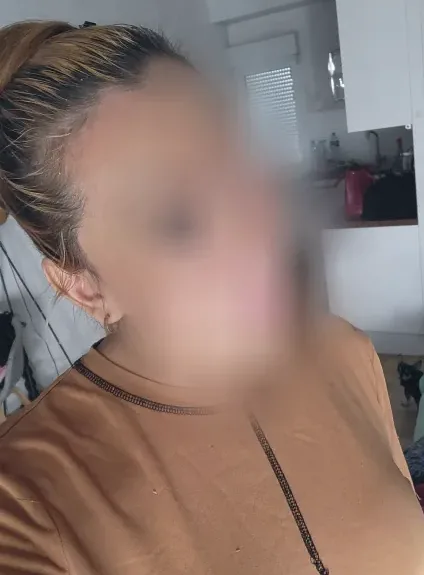 Charlotte, 36