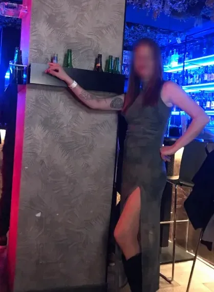Emilia, 40