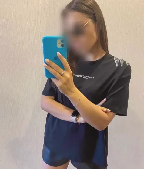 Hanne, 27