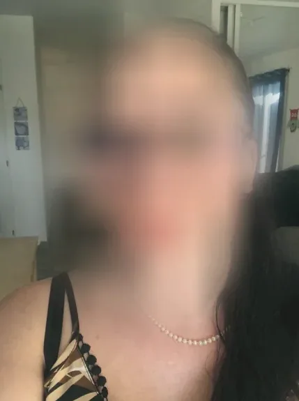 Katrine, 39