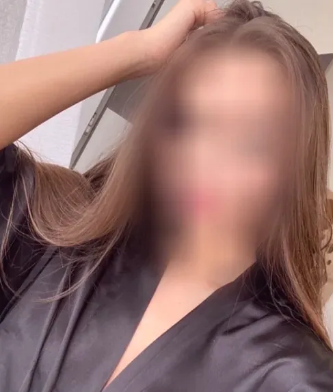 Maja, 32