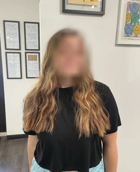 Nora, 19