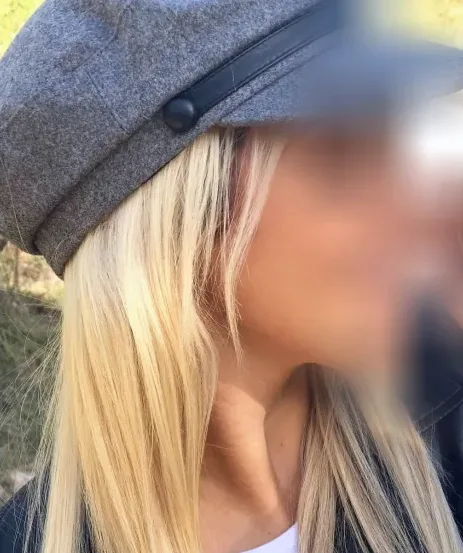 Zeynep, 31